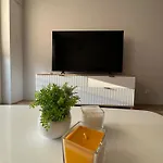 Modern, Airport Designer Bringyourown Byo Selfbedding Tidy Yourself * Βαρσοβία