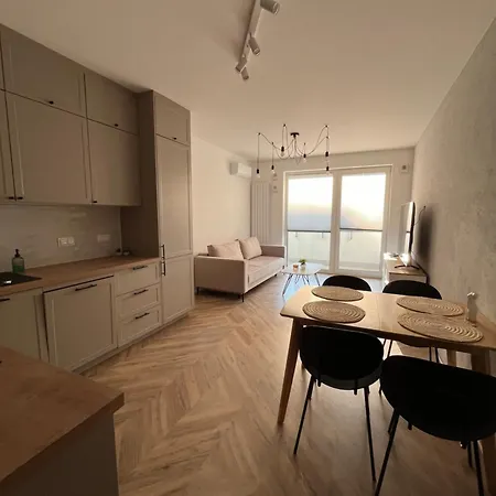 Modern, Airport Designer Double Apartment