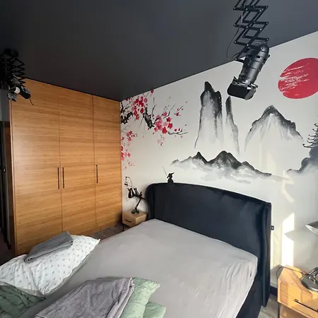 Modern, Airport Designer Double Apartment *